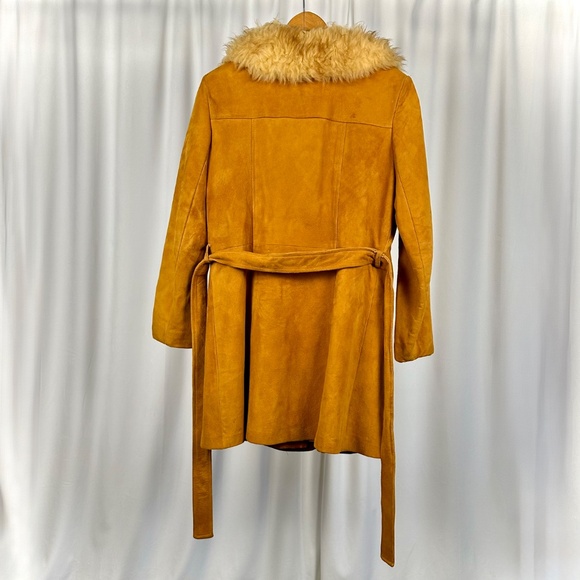Vintage 1960’s Soft Suede Penny Lane Belted Trench Coat with Shearling Fur - M - Picture 12 of 14